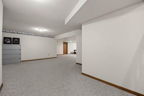 317 N 7th Avenue Iowa City IA 52245