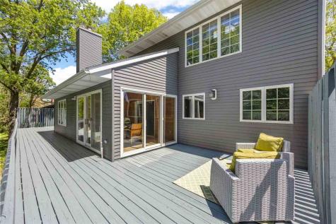 317 N 7th Avenue Iowa City IA 52245