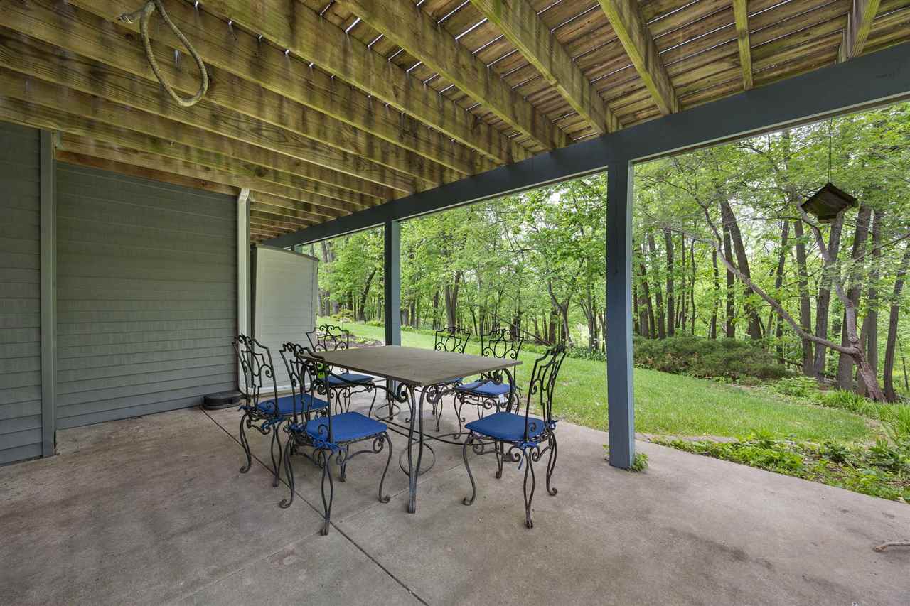 317 N 7th Avenue Iowa City IA 52245
