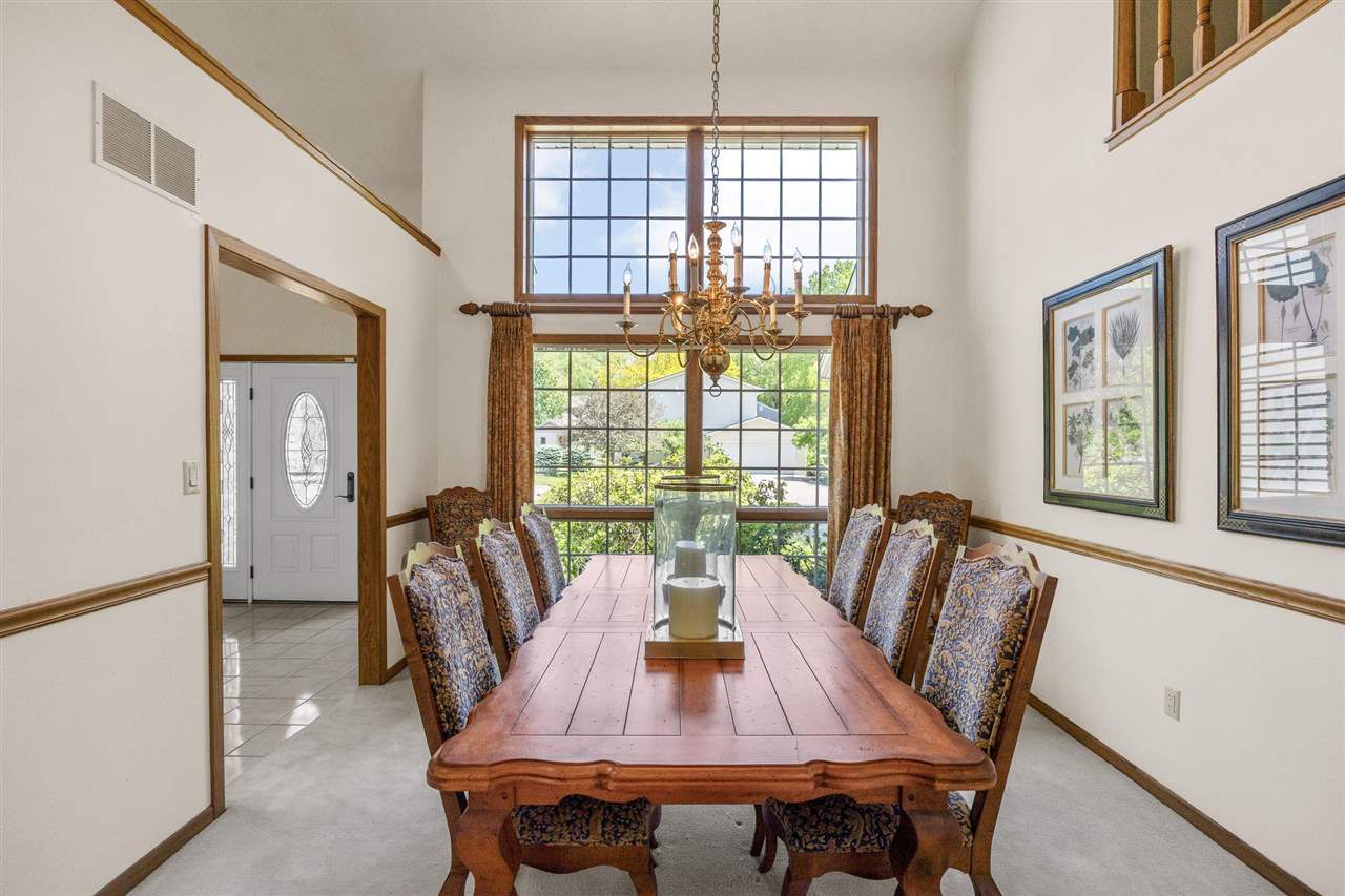 317 N 7th Avenue Iowa City IA 52245