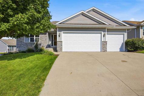 19 Eversull Lane Iowa City IA 52245