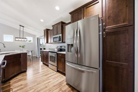 19 Eversull Lane Iowa City IA 52245