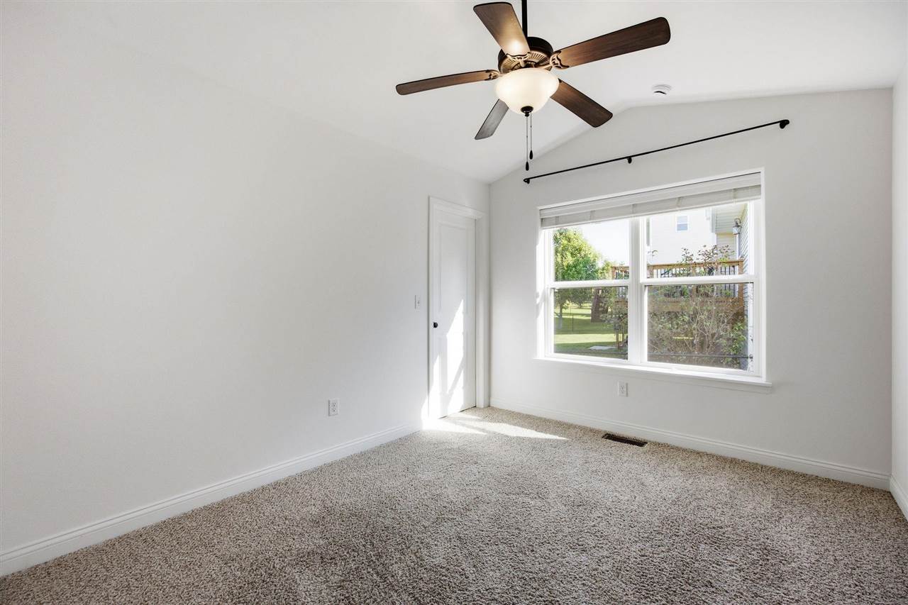 19 Eversull Lane Iowa City IA 52245