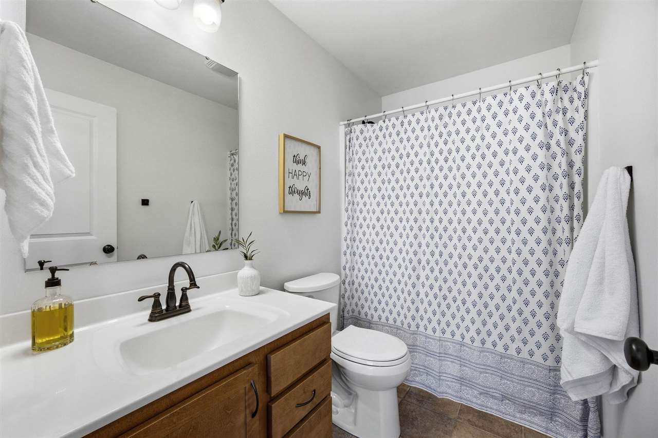 19 Eversull Lane Iowa City IA 52245