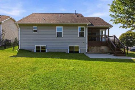 19 Eversull Lane Iowa City IA 52245
