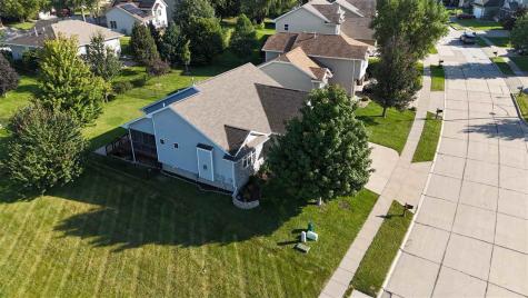 19 Eversull Lane Iowa City IA 52245