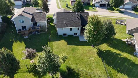 19 Eversull Lane Iowa City IA 52245