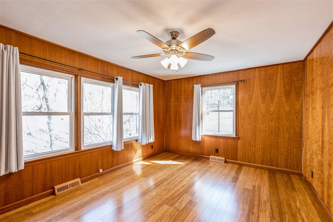 4981 Valley Farm Road Central City Name IA 52214