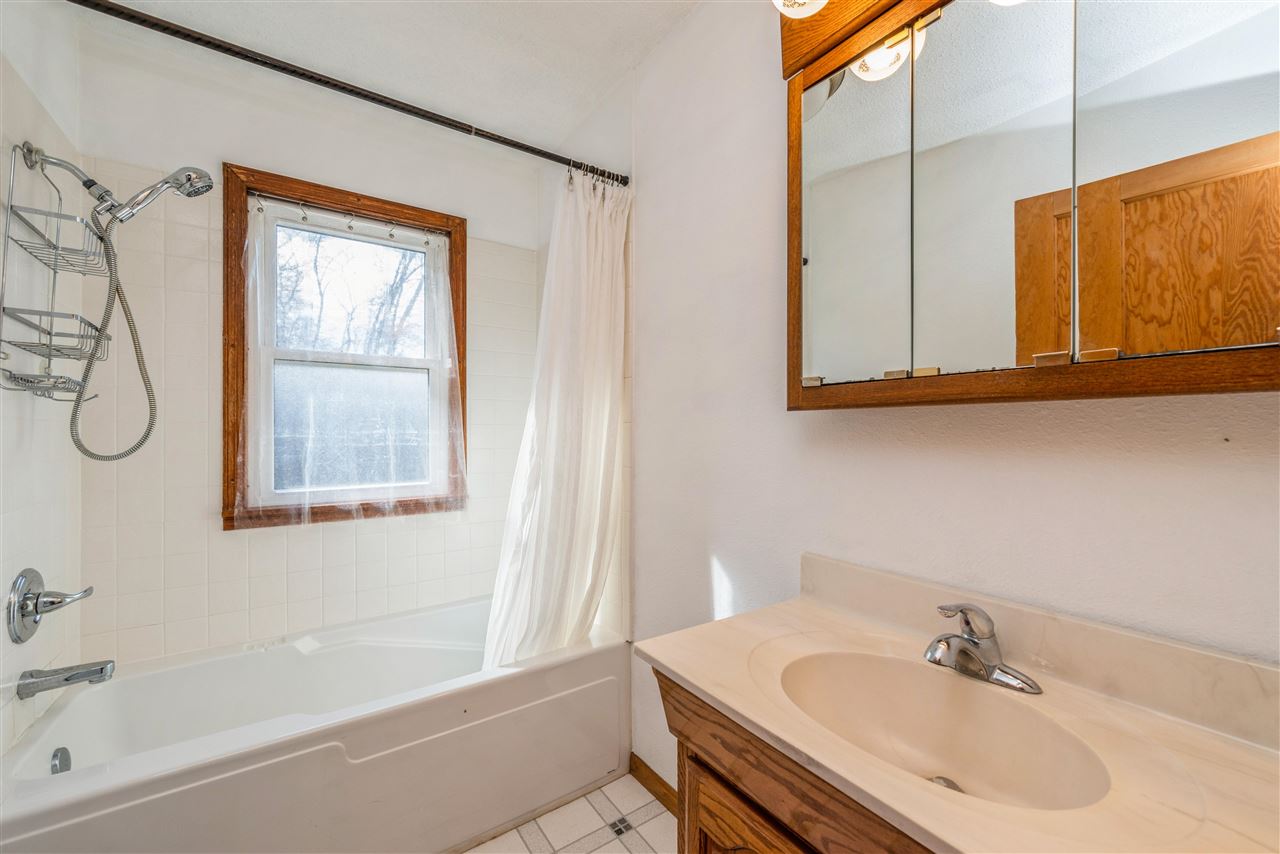 4981 Valley Farm Road Central City Name IA 52214