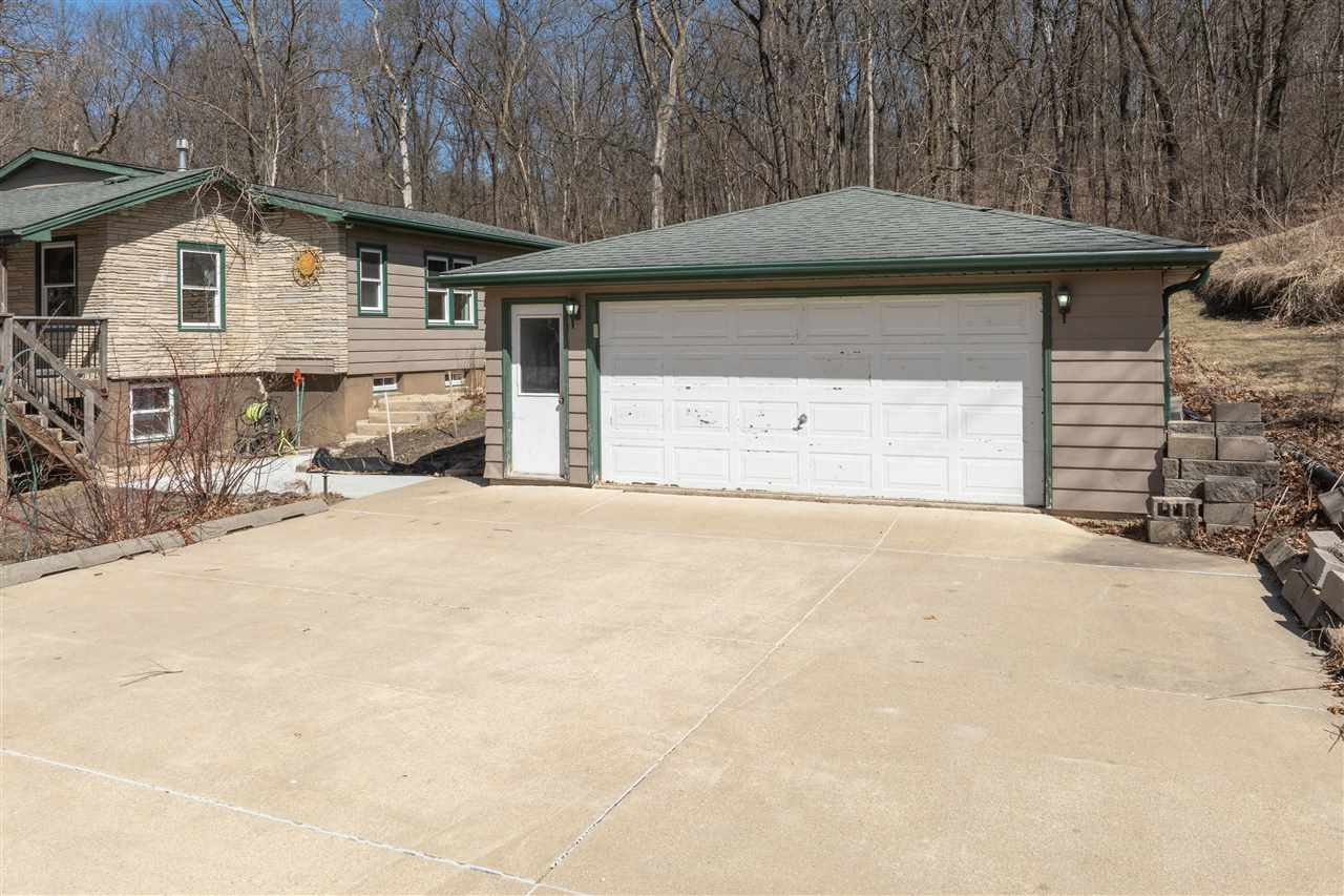 4981 Valley Farm Road Central City Name IA 52214