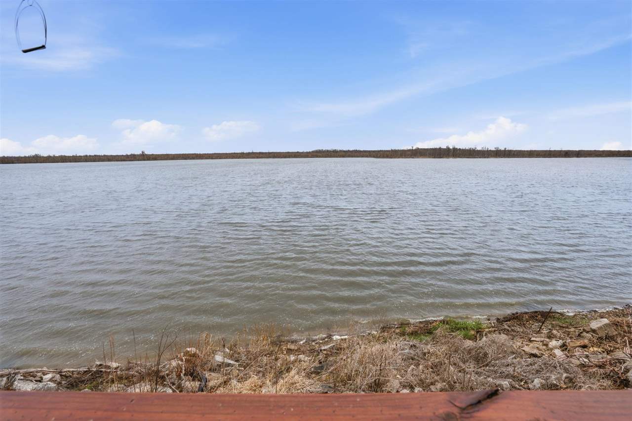 9874 F Avenue Wapello IA 52653