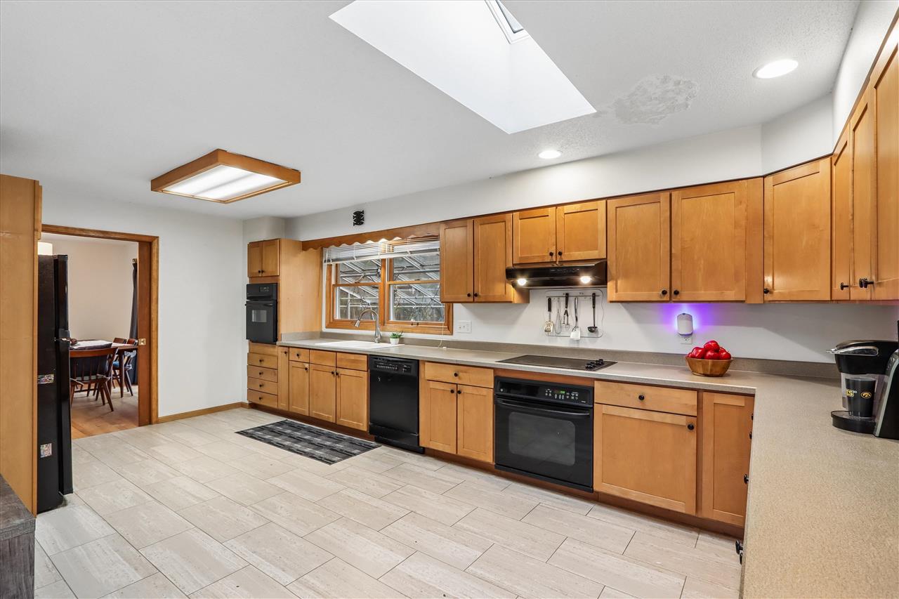 104 Sunset Street Iowa City IA 52246