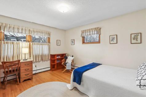 104 Sunset Street Iowa City IA 52246