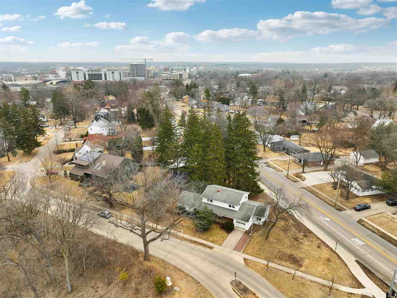 104 Sunset Street Iowa City IA 52246