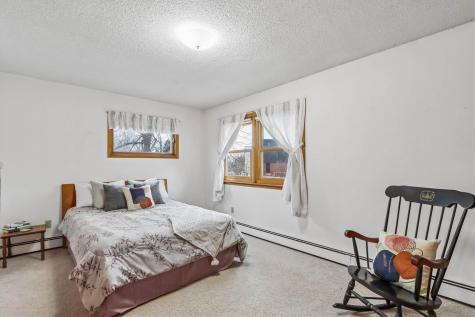 104 Sunset Street Iowa City IA 52246