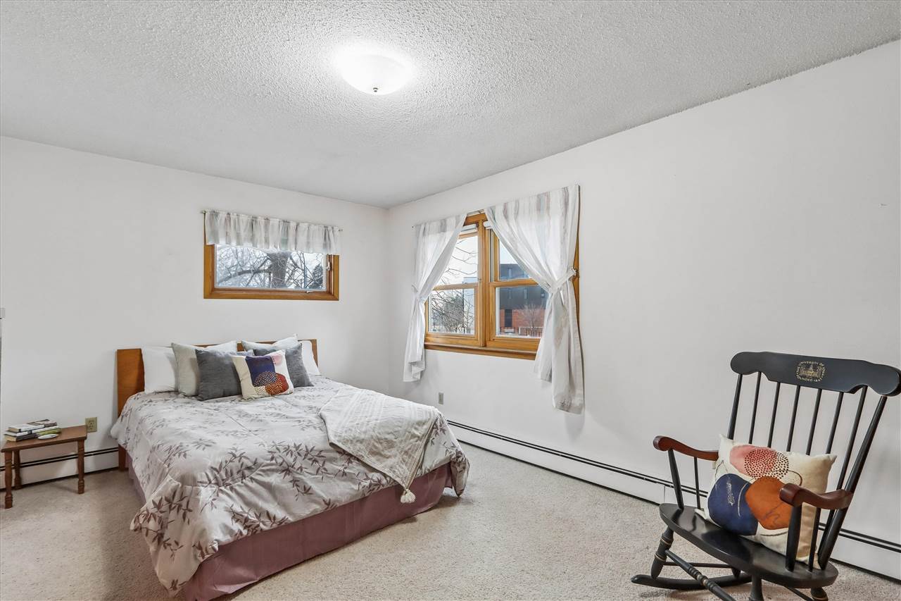 104 Sunset Street Iowa City IA 52246