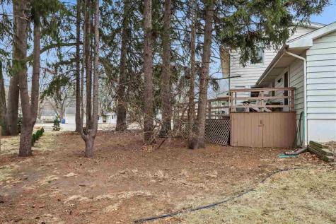 104 Sunset Street Iowa City IA 52246