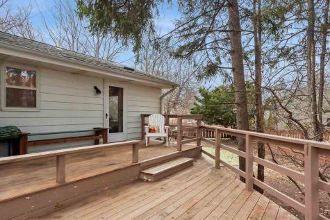 104 Sunset Street Iowa City IA 52246