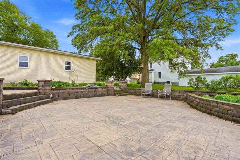 106 N Chesney Street Keota IA 52248