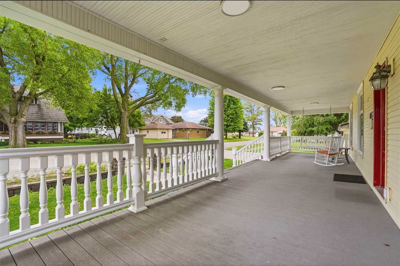 106 N Chesney Street Keota IA 52248
