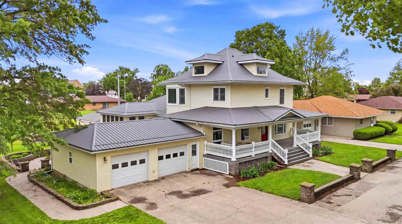 106 N Chesney Street Keota IA 52248
