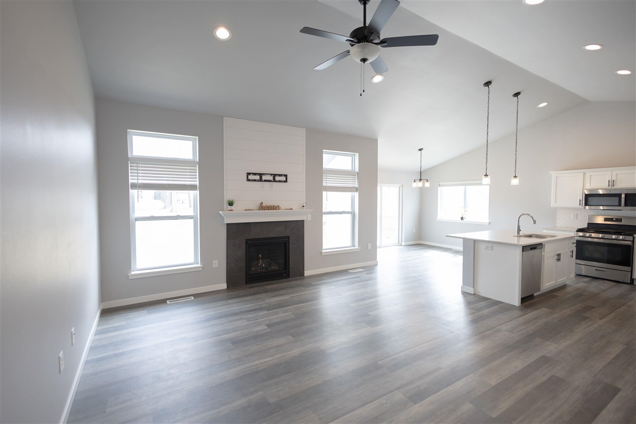 768 Aiden Street Iowa City IA 52245