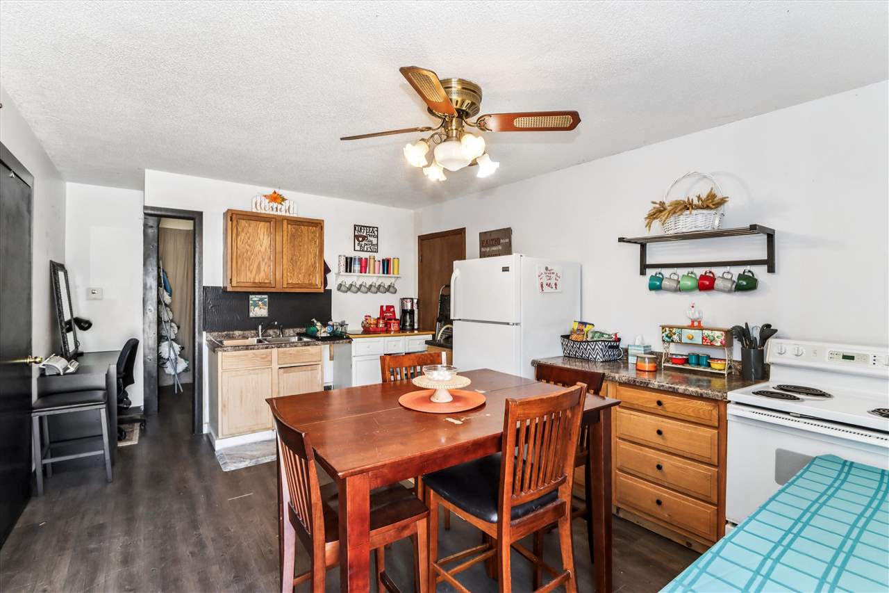 102 Washington Street Williamsburg IA 52361