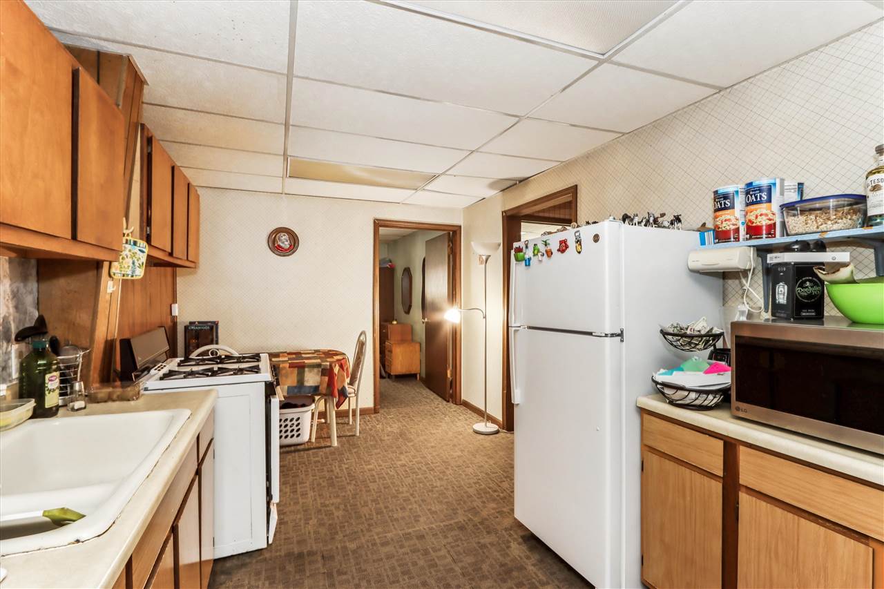 102 Washington Street Williamsburg IA 52361