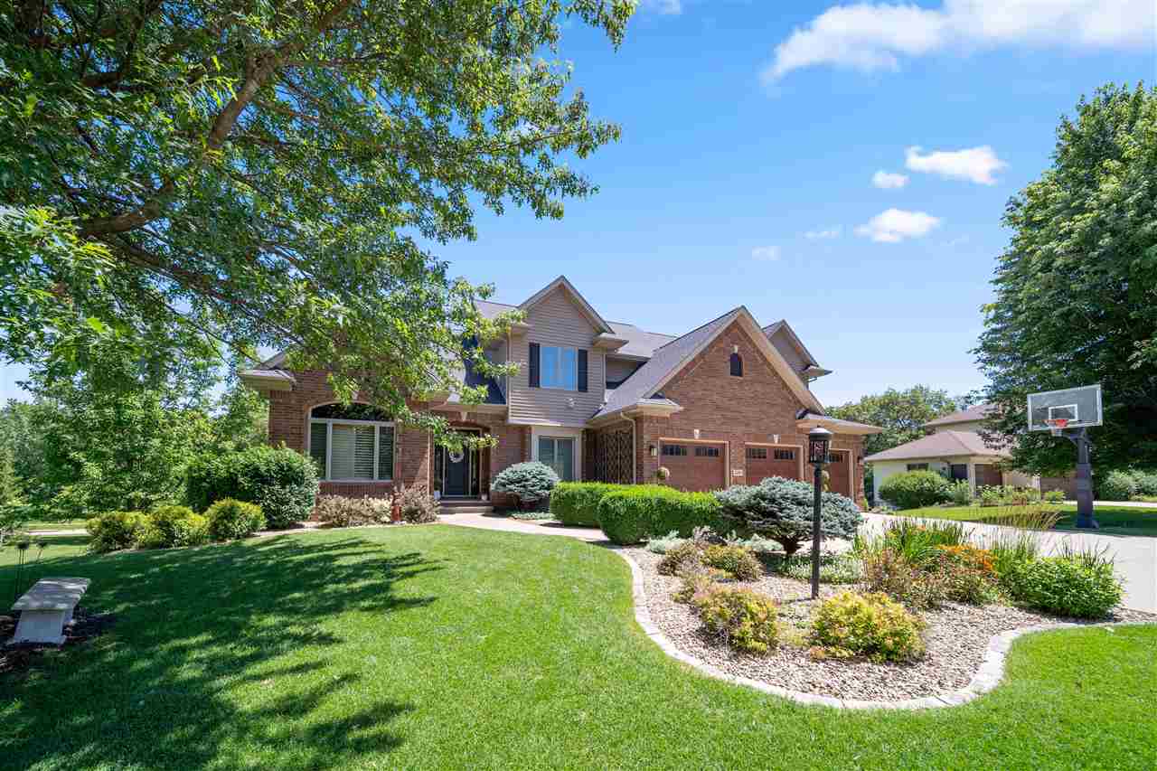 2261 Brown Deer Road Coralville IA 52241