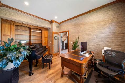 2261 Brown Deer Road Coralville IA 52241