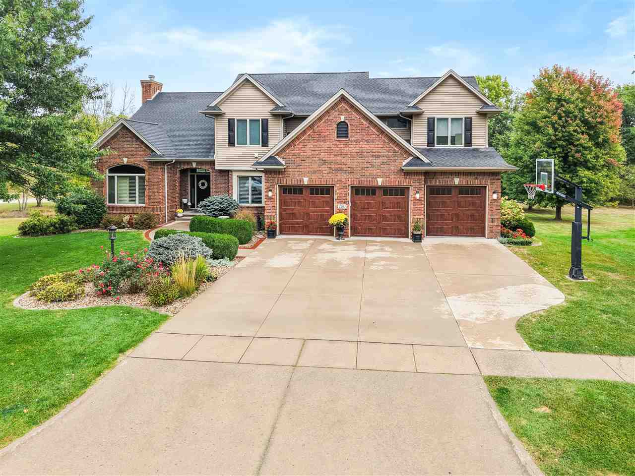 2261 Brown Deer Road Coralville IA 52241