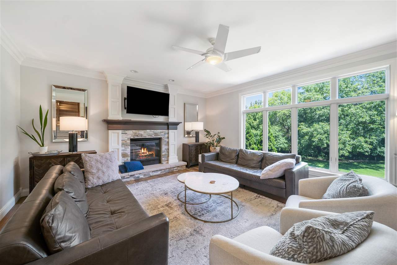 2261 Brown Deer Road Coralville IA 52241