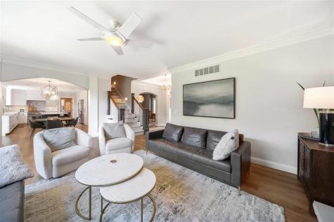 2261 Brown Deer Road Coralville IA 52241