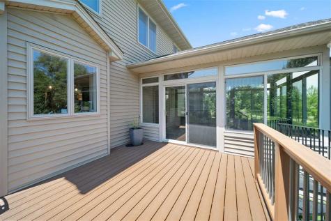 2261 Brown Deer Road Coralville IA 52241