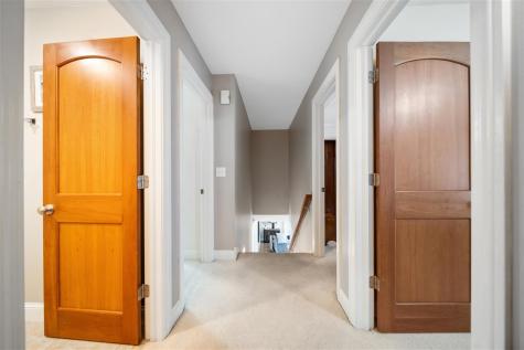 2261 Brown Deer Road Coralville IA 52241
