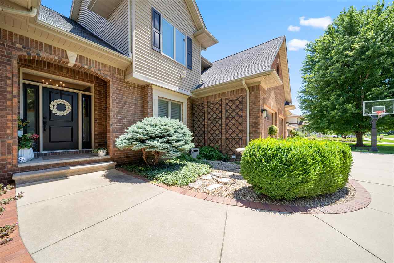 2261 Brown Deer Road Coralville IA 52241