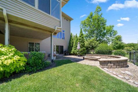 2261 Brown Deer Road Coralville IA 52241