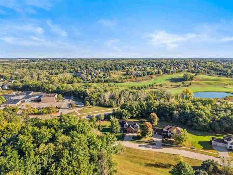 2261 Brown Deer Road Coralville IA 52241