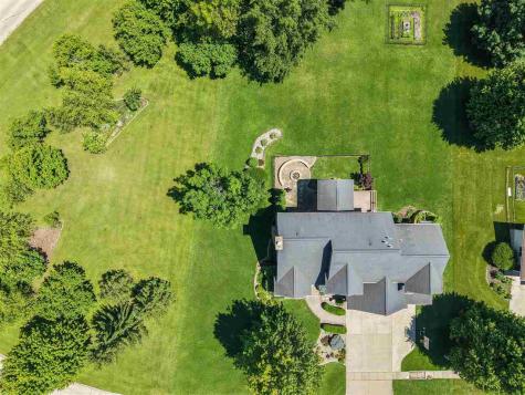 2261 Brown Deer Road Coralville IA 52241
