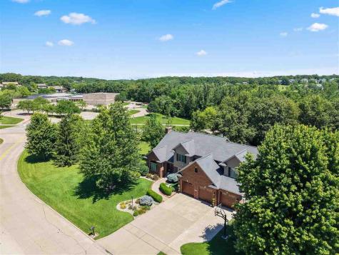 2261 Brown Deer Road Coralville IA 52241