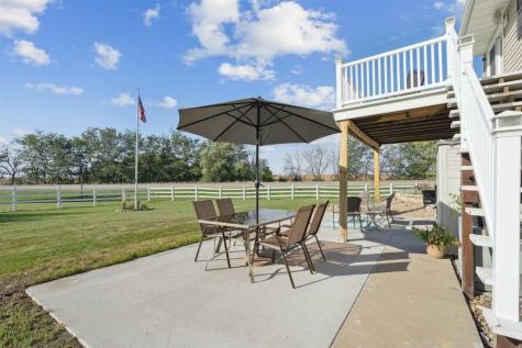 1002 W 17th Street Vinton IA 52349