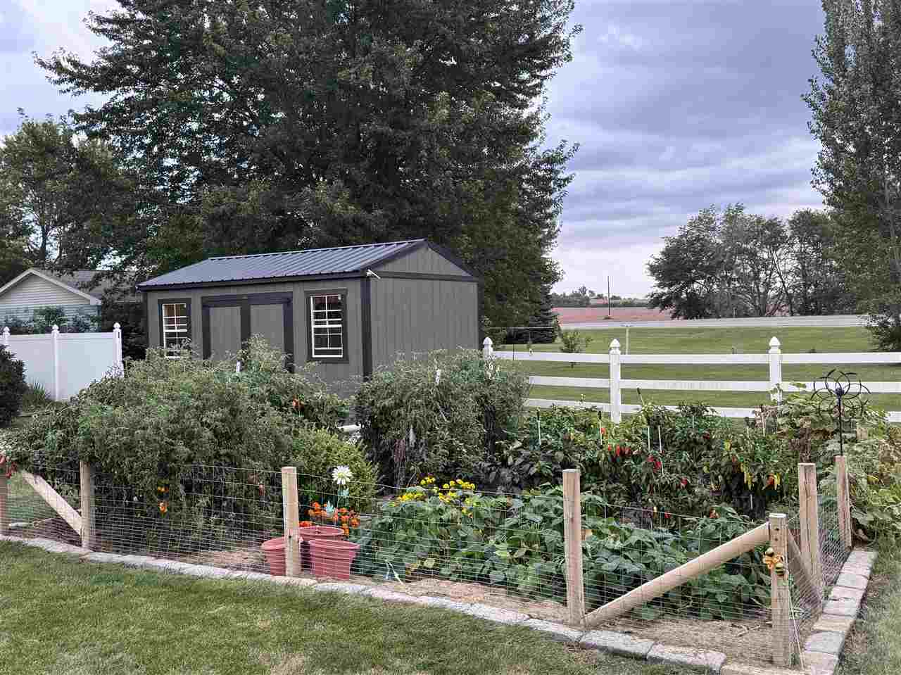 1002 W 17th Street Vinton IA 52349