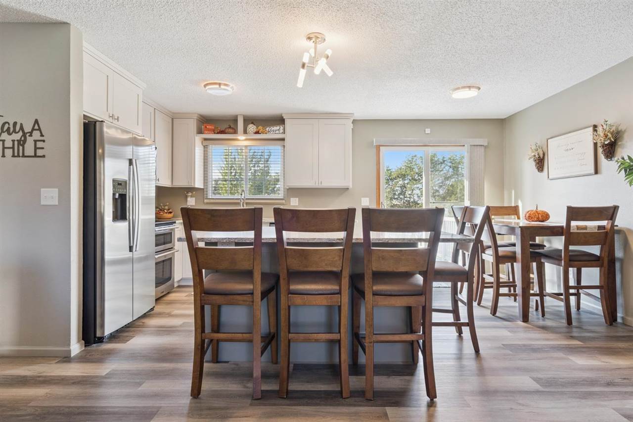 1002 W 17th Street Vinton IA 52349