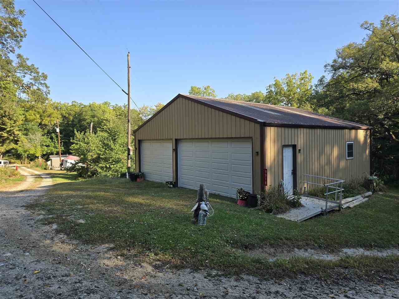 9918 F Avenue Wapello IA 52653
