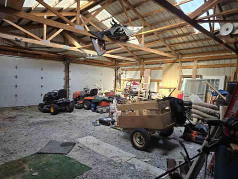 9918 F Avenue Wapello IA 52653
