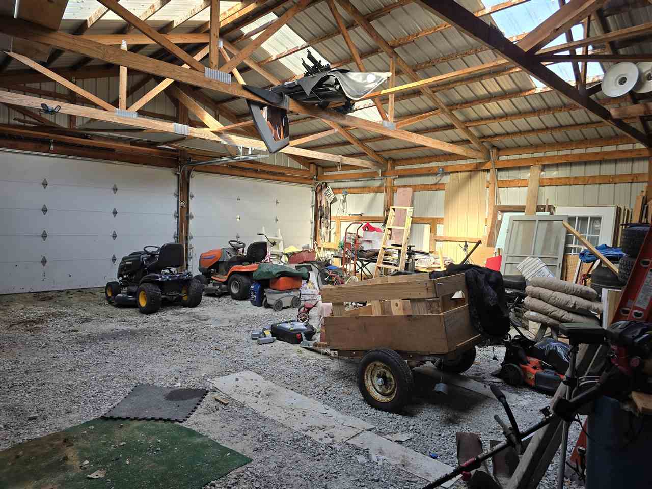 9918 F Avenue Wapello IA 52653