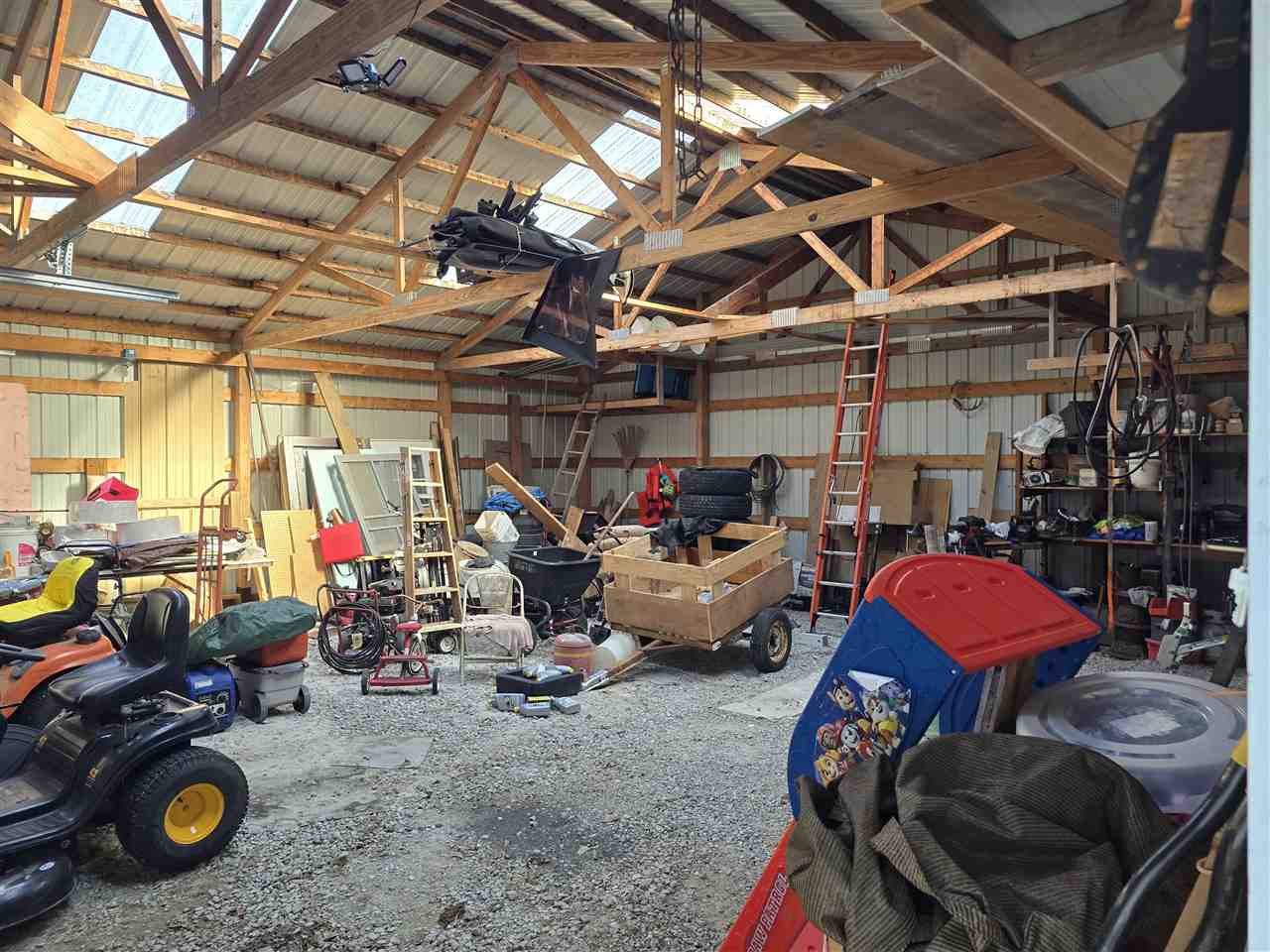 9918 F Avenue Wapello IA 52653