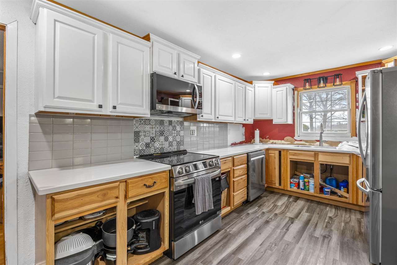 625 Freeseway Drive Robins IA 52328