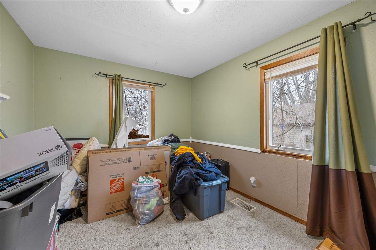 625 Freeseway Drive Robins IA 52328