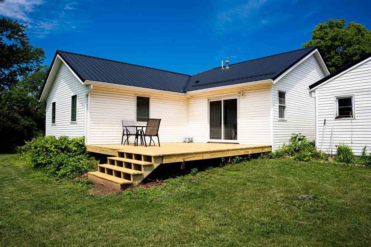 625 Freeseway Drive Robins IA 52328